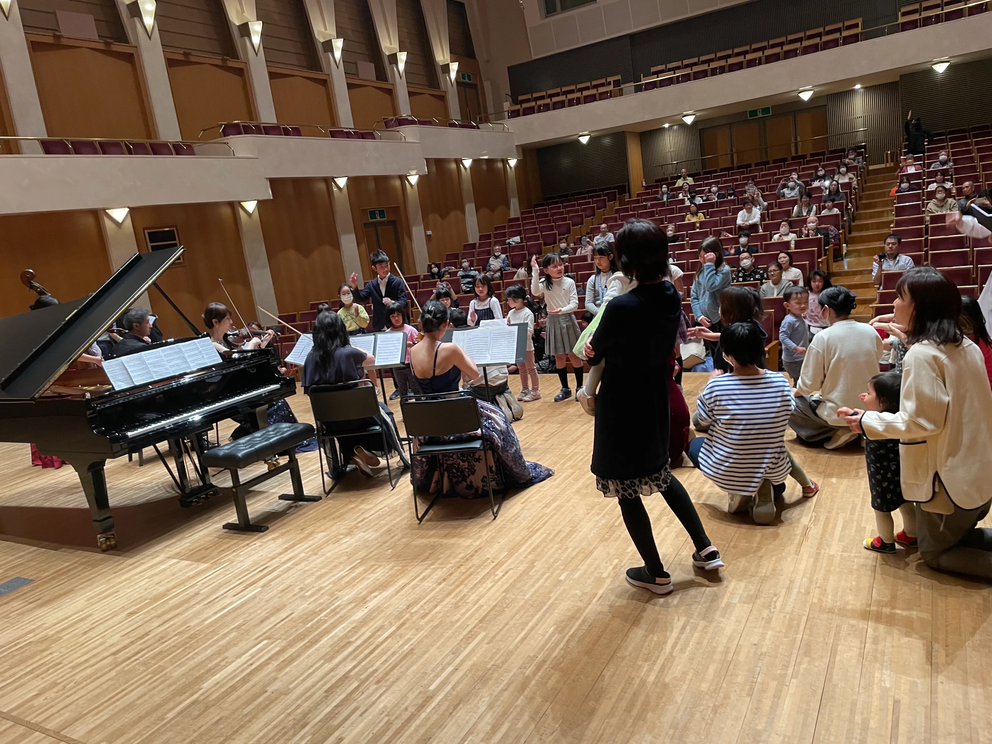 ピアノ演奏風景